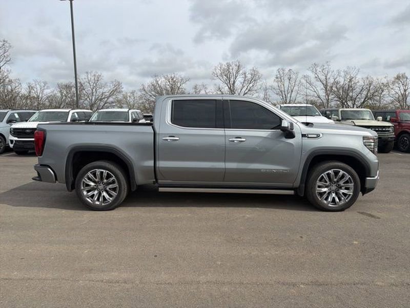 Used 2024 GMC Sierra 1500 Denali AWD/4WD image 5