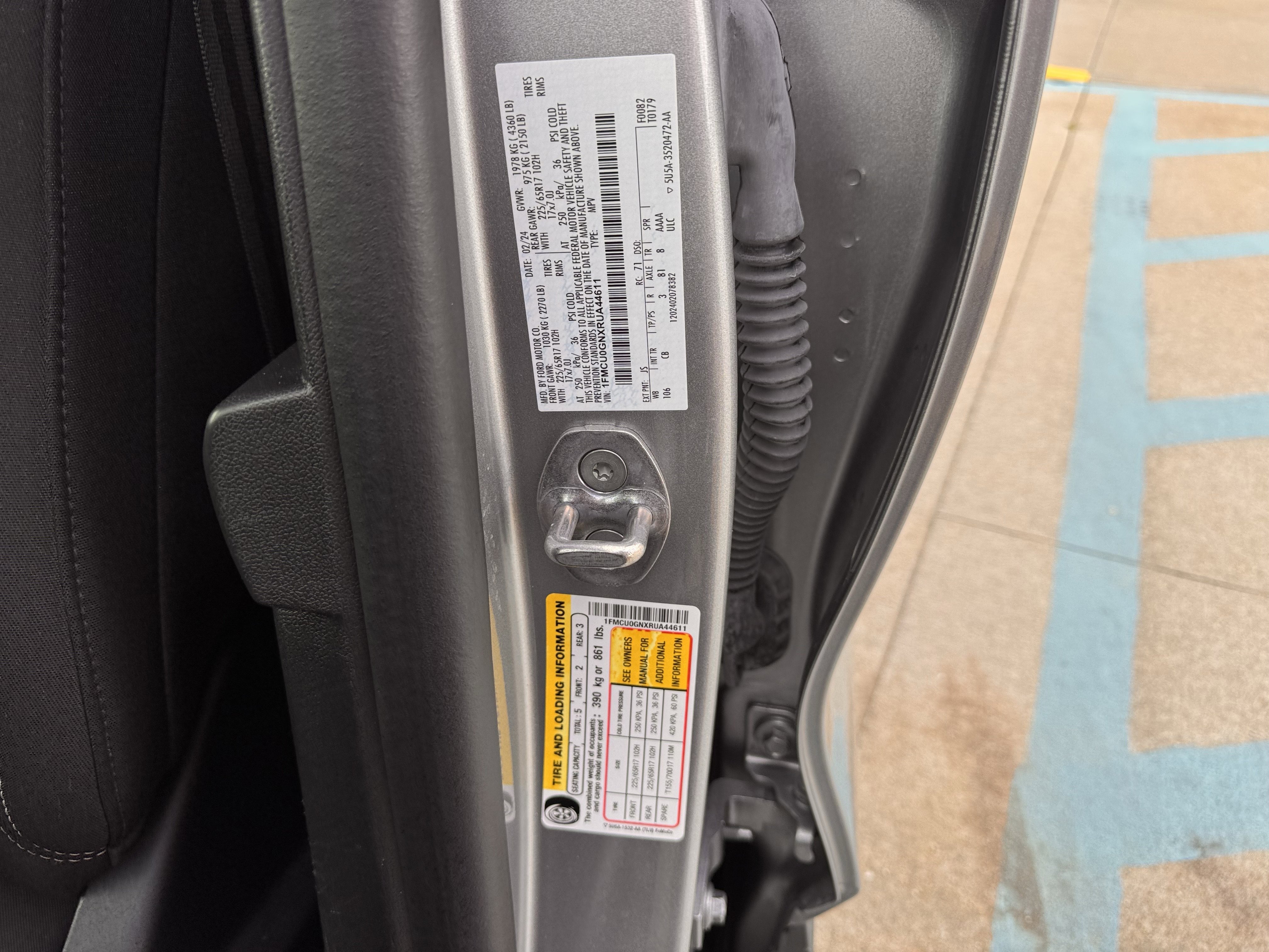 Certified 2024 Ford Escape Active w/ Cold Weather Package image 40