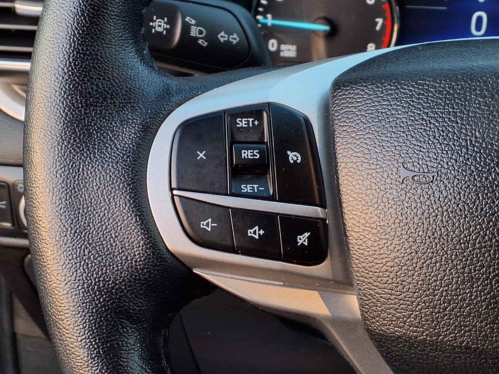 Certified 2022 Ford Explorer XLT w/ Equipment Group 202A image 20