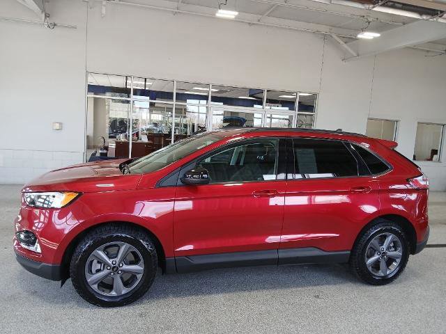 Certified 2024 Ford Edge SEL w/ Sport Appearance Package image 2