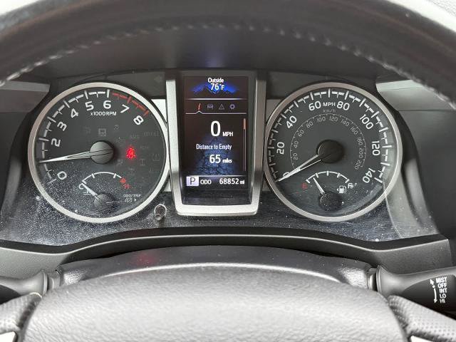 Used 2022 Toyota Tacoma SR5 RWD image 17
