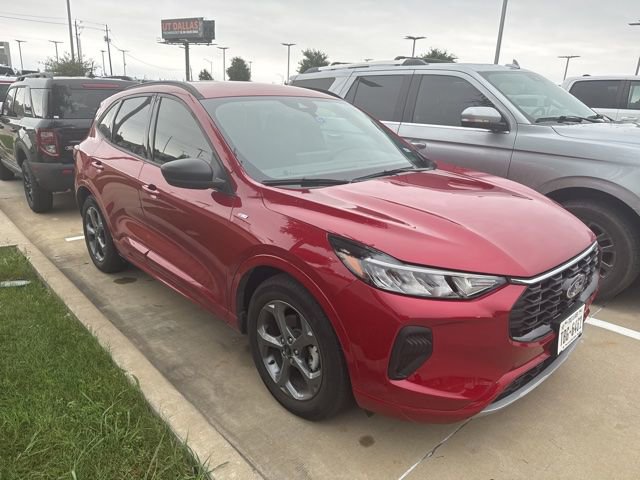 Certified 2023 Ford Escape ST-Line w/ Tech Pack #1 FWD image 2