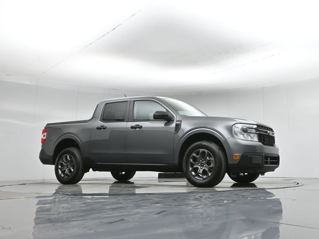 Certified 2022 Ford Maverick XLT image 4