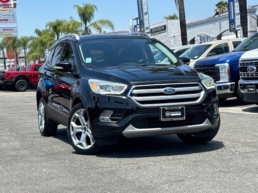 Certified 2017 Ford Escape Titanium FWD image 3