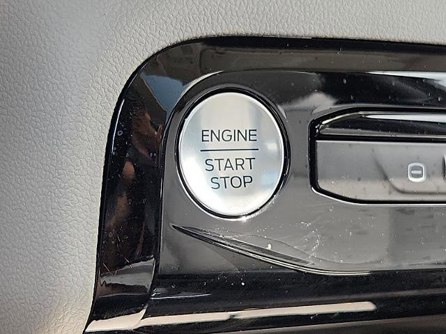 Certified 2025 Ford Escape SE image 25