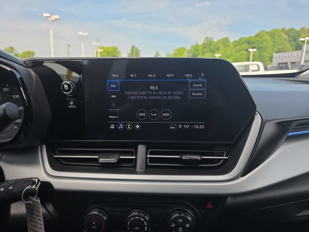 Used 2024 Chevrolet Trax LS w/ Driver Confidence Package FWD image 32