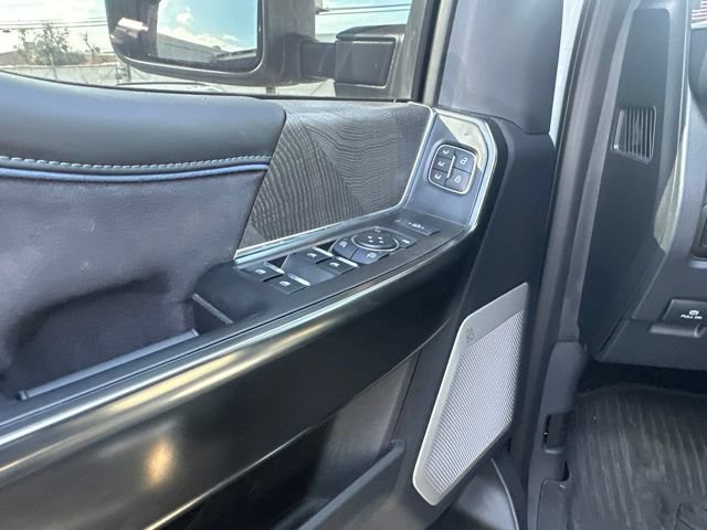 Certified 2025 Ford F250 Platinum w/ Tremor Off-Road Package AWD/4WD image 18