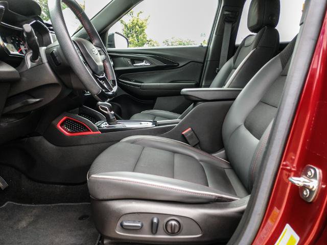 Used 2023 Chevrolet TrailBlazer RS FWD image 12