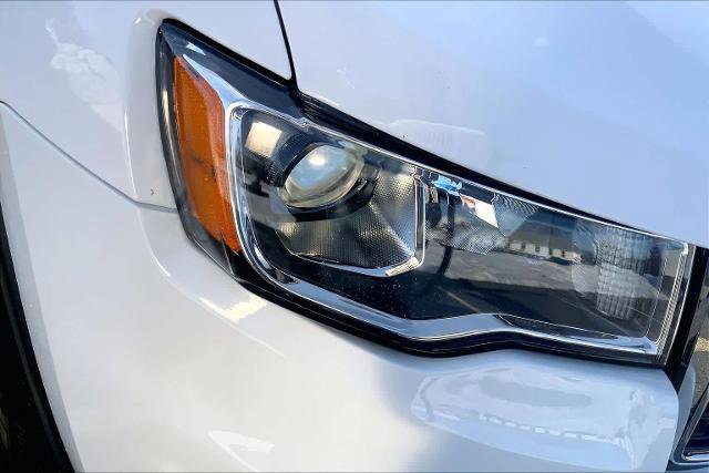 Used 2021 Jeep Grand Cherokee Limited image 27