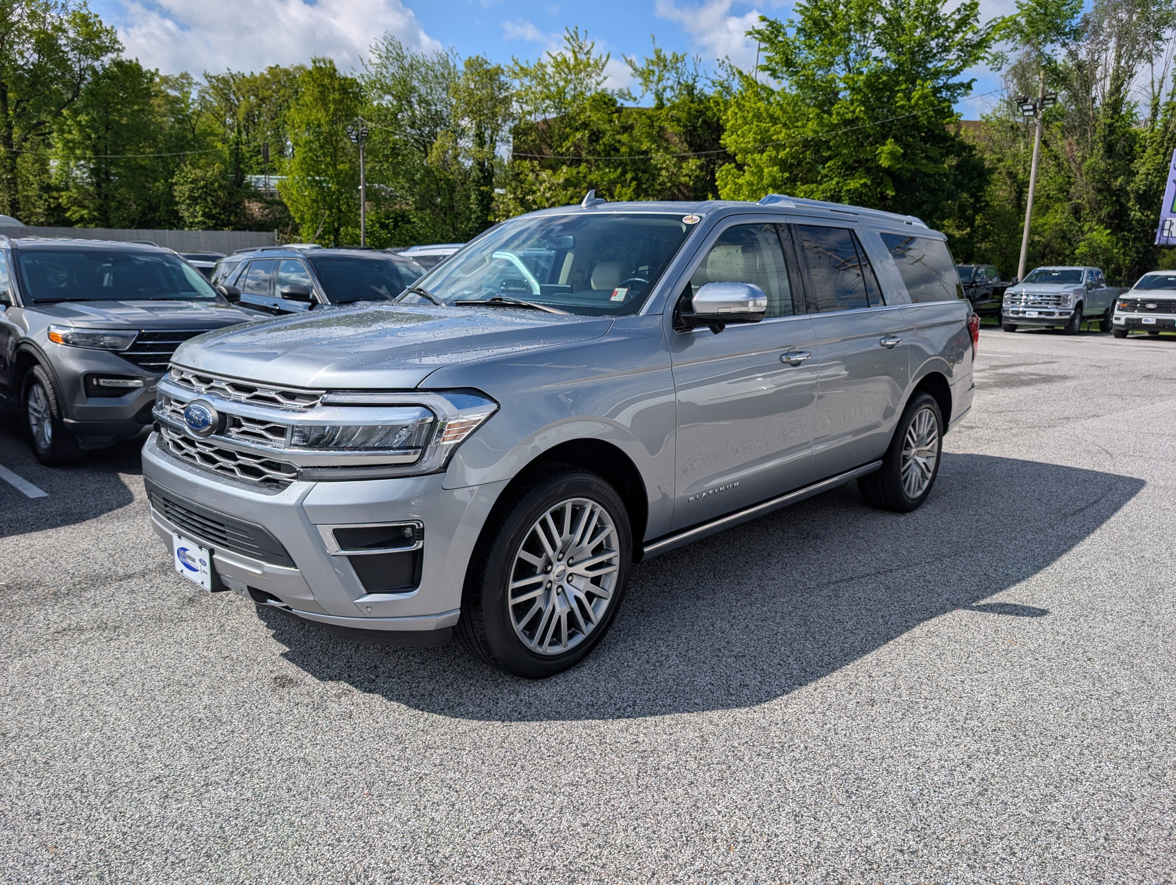 Certified 2023 Ford Expedition Max Platinum AWD/4WD image 2