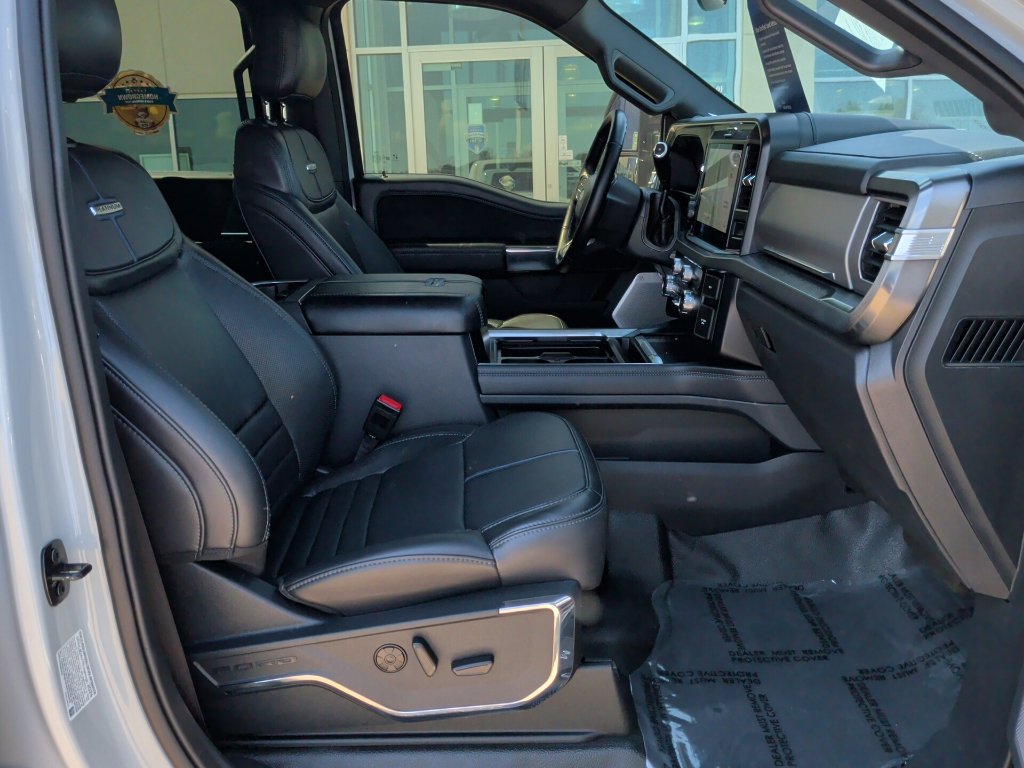 Certified 2025 Ford F250 Platinum AWD/4WD image 15