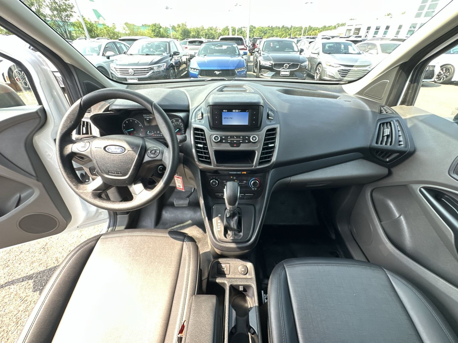 Certified 2023 Ford Transit Connect XL FWD image 30