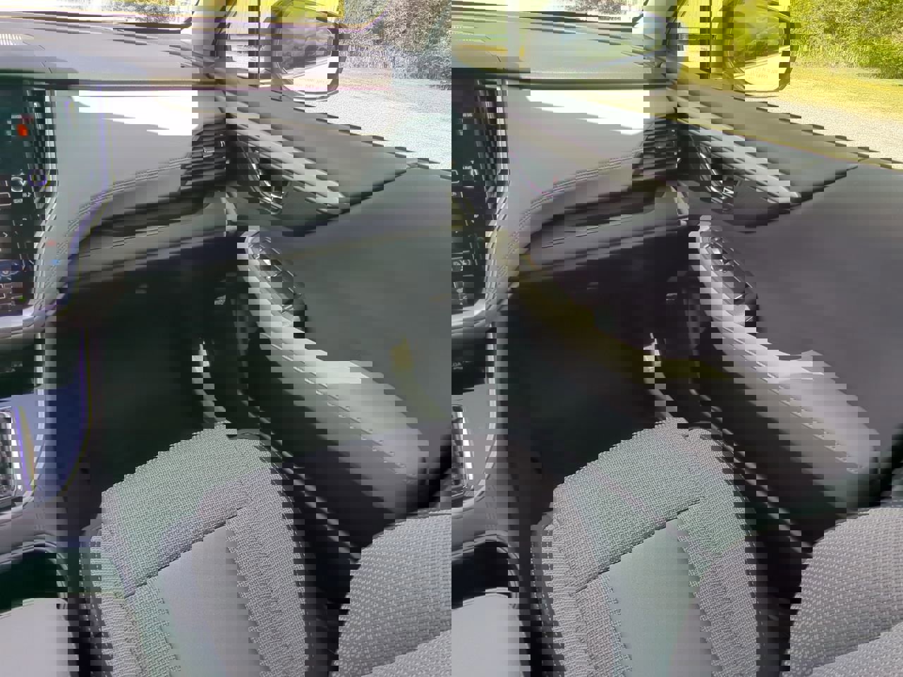 Used 2024 Subaru Outback Premium AWD/4WD image 15