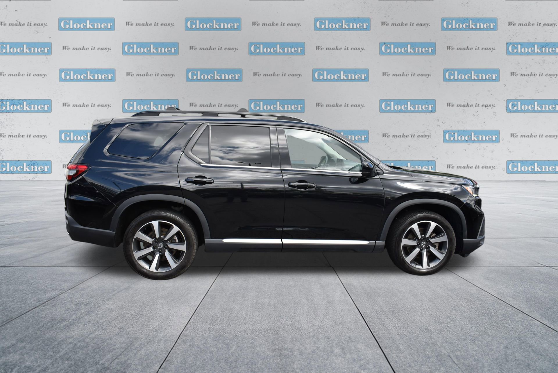 Used 2023 Honda Pilot Elite image 4