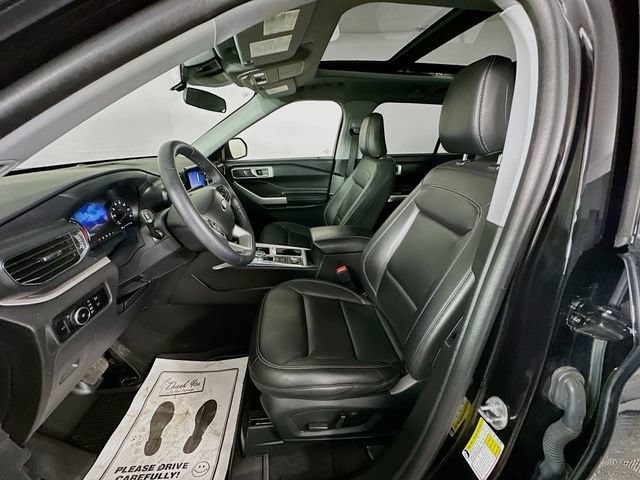 Certified 2023 Ford Explorer XLT w/ Equipment Group 202A AWD/4WD image 29