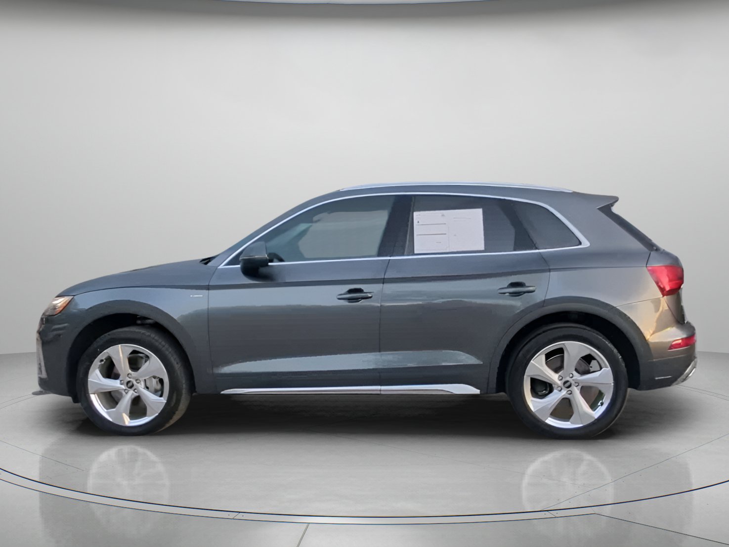 Used 2022 Audi Q5 2.0T Premium Plus w/ Premium Plus Package AWD/4WD image 17