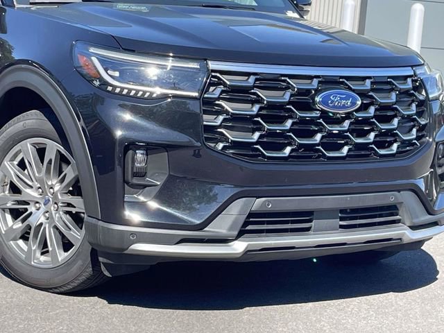 Certified 2025 Ford Explorer Platinum image 9