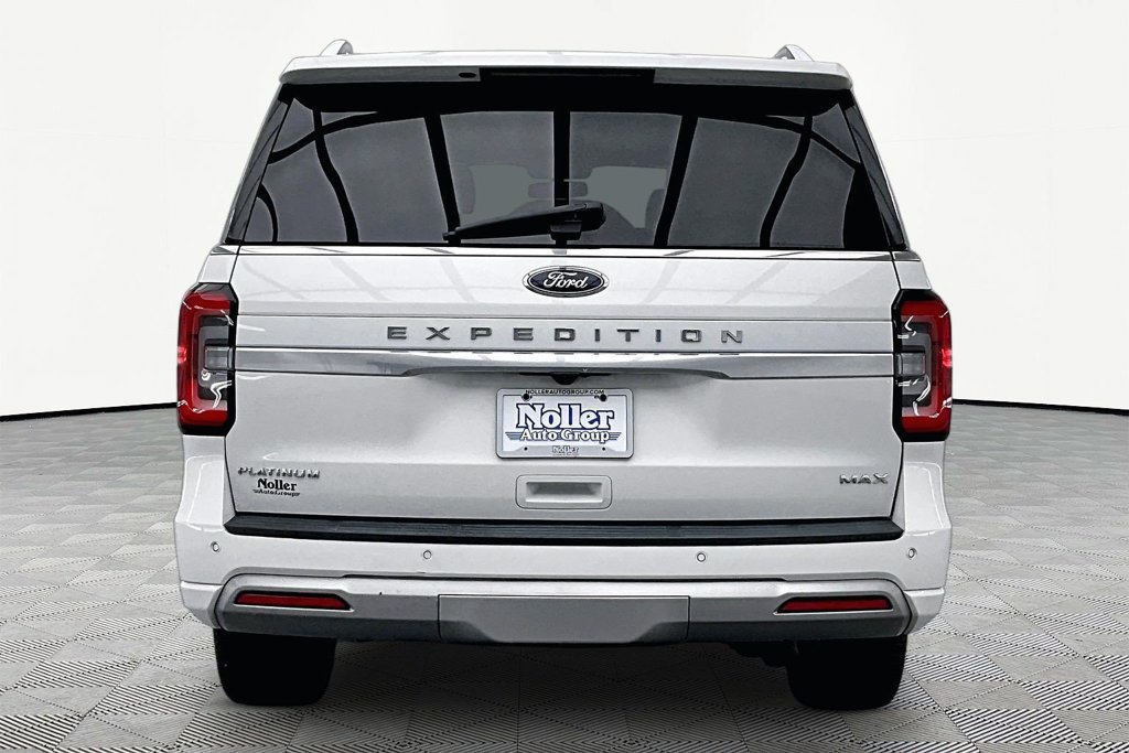Certified 2023 Ford Expedition Max Platinum AWD/4WD image 4