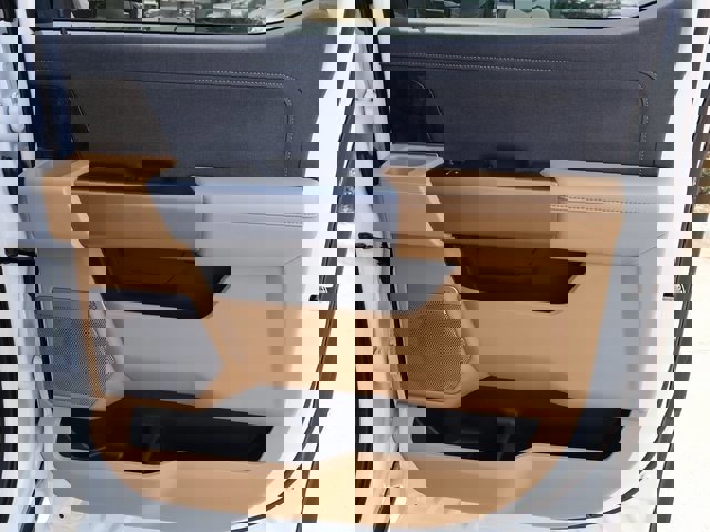 Certified 2023 Ford F350 Lariat w/ FX4 Off-Road Package image 19