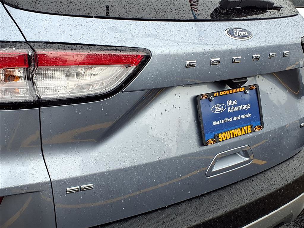 Certified 2022 Ford Escape SE w/ Cold Weather Package image 23