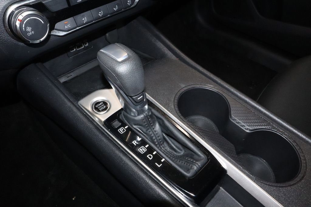 Used 2025 Nissan Altima 2.5 SV image 32