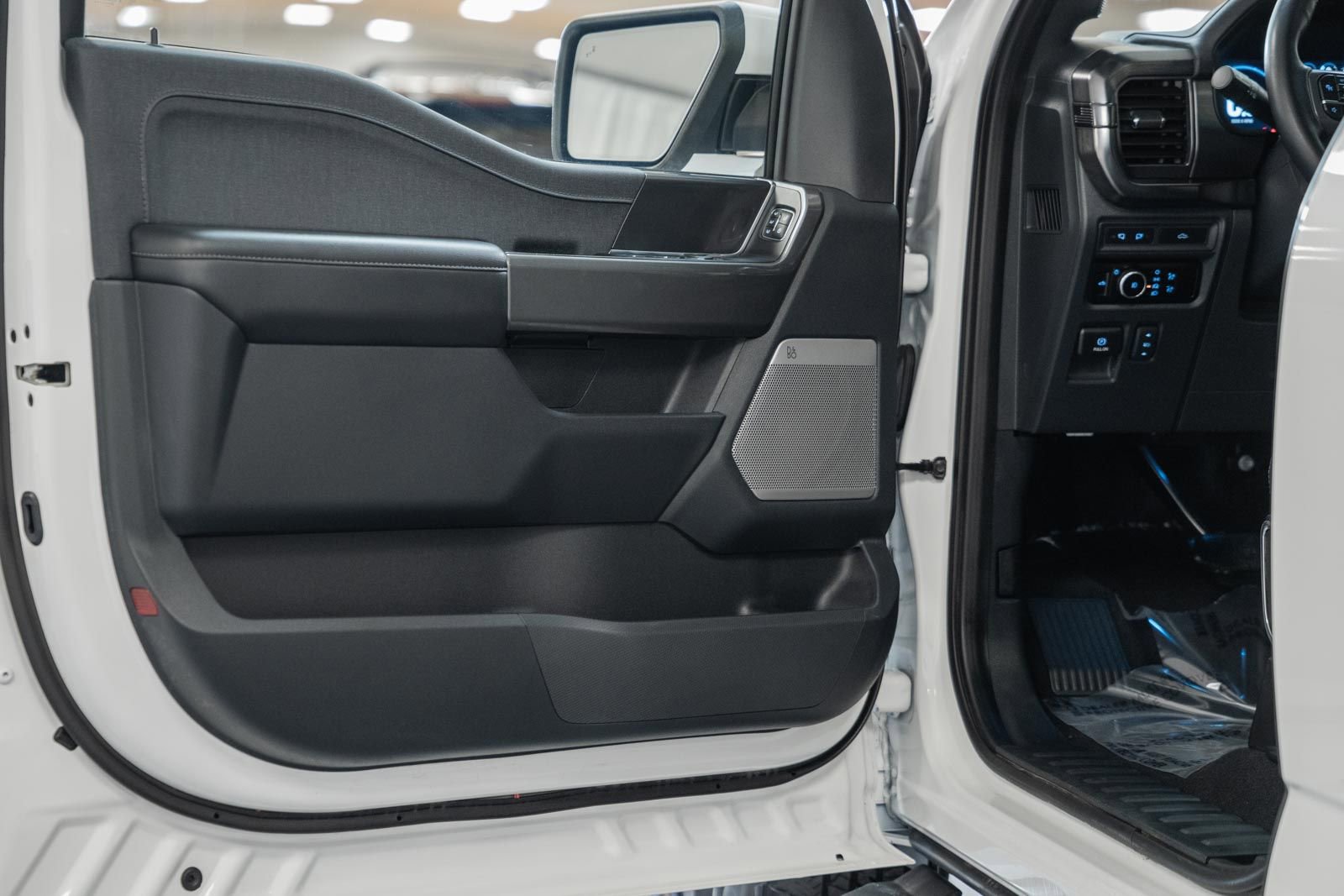 Certified 2023 Ford F150 Lariat w/ Equipment Group 502A High image 49