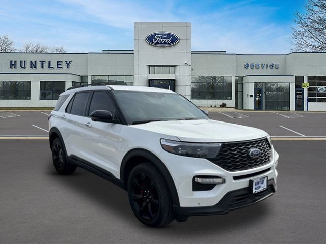 Certified 2023 Ford Explorer ST w/ Equipment Group 401A AWD/4WD image 4