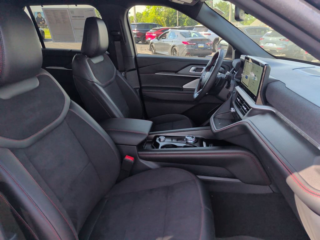 Certified 2025 Ford Explorer ST AWD/4WD image 16