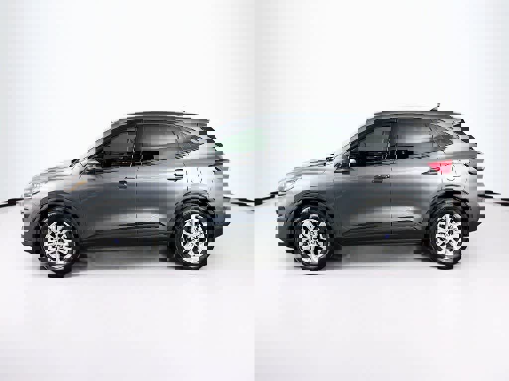 Certified 2022 Ford Escape S image 3
