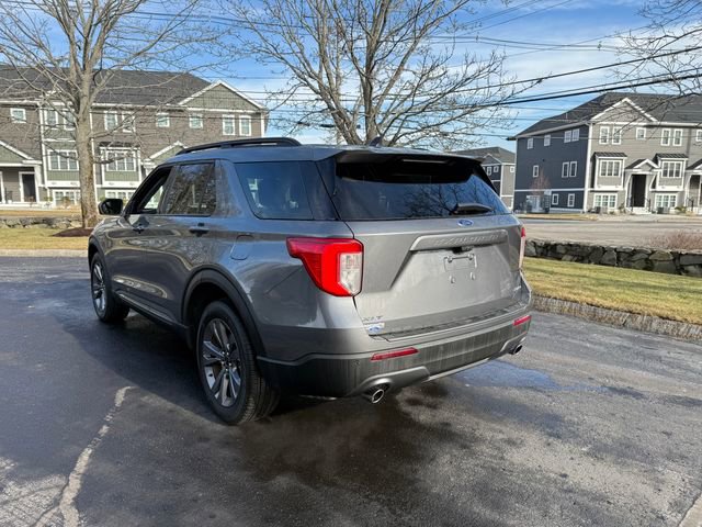 Certified 2022 Ford Explorer XLT w/ Equipment Group 202A image 24