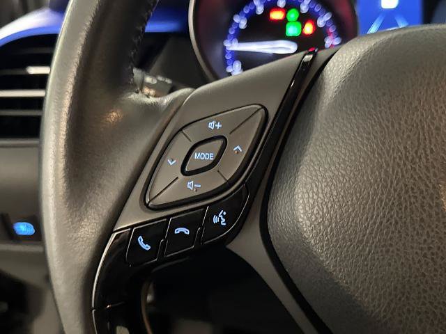 Used 2021 Toyota C-HR XLE FWD image 14