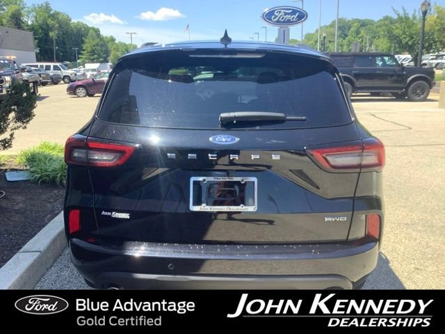 Certified 2023 Ford Escape ST-Line w/ Tech Pack #1 AWD/4WD image 5
