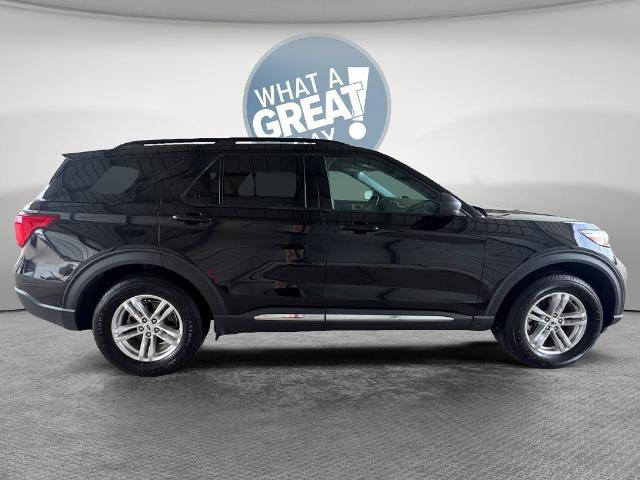 Certified 2023 Ford Explorer XLT AWD/4WD image 2