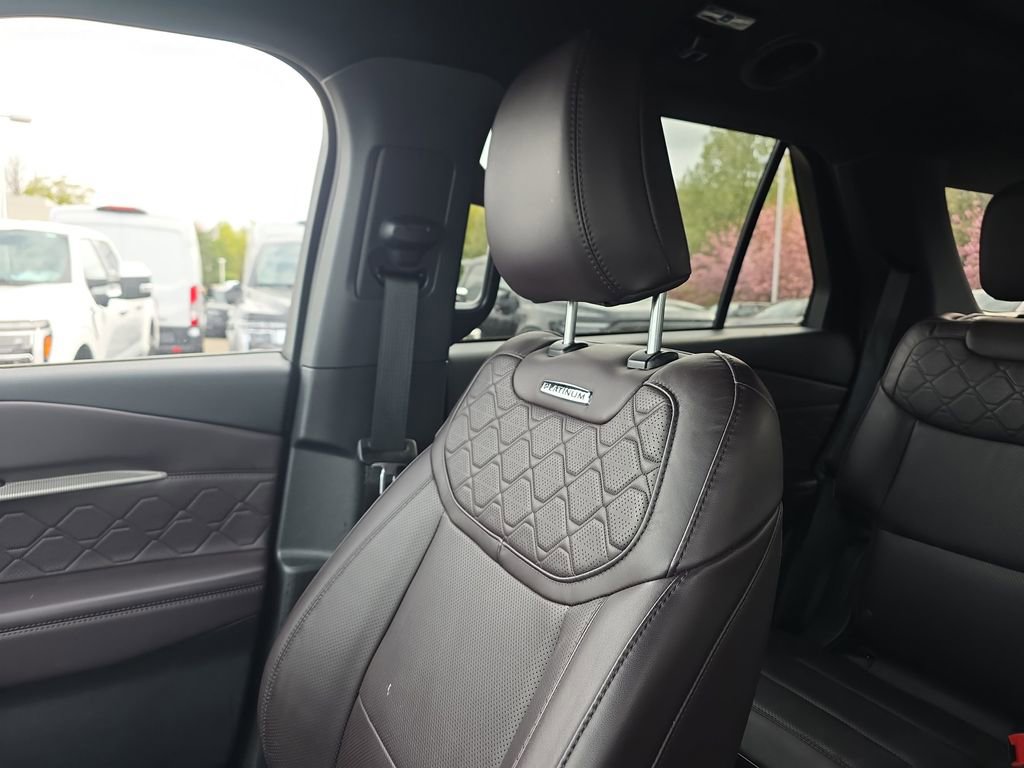 Certified 2025 Ford Explorer Platinum w/ LUX Leather Package AWD/4WD image 41