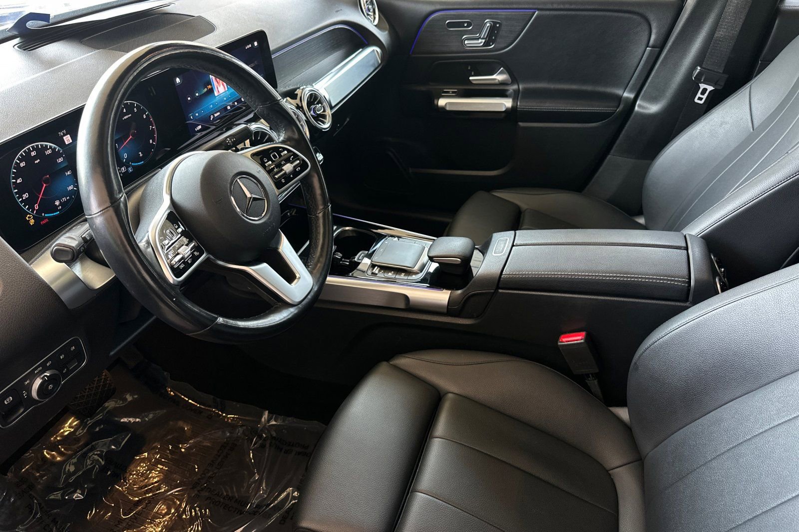 Used 2023 Mercedes-Benz GLB 250 4MATIC image 9