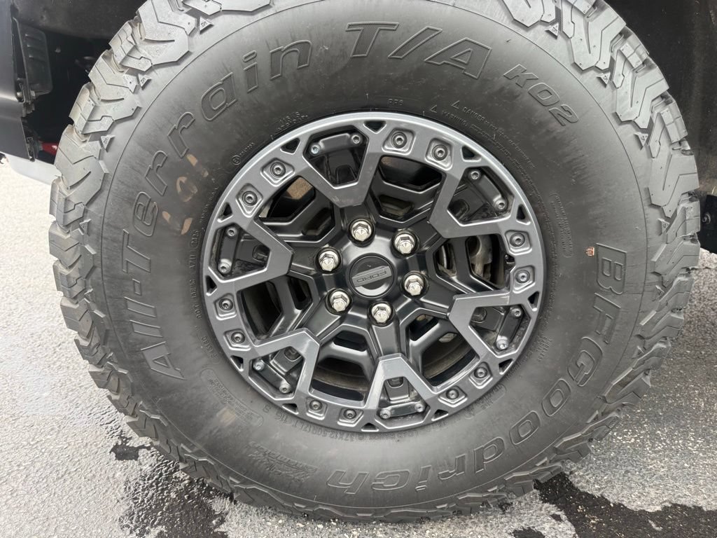 Certified 2025 Ford F150 Raptor w/ Equipment Group 803A Raptor R AWD/4WD image 17
