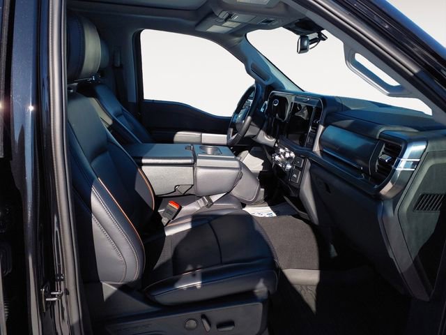 Certified 2025 Ford F350 Lariat w/ Black Appearance Package AWD/4WD image 9