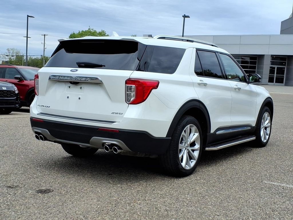Certified 2023 Ford Explorer Platinum w/ Equipment Group 601A AWD/4WD image 5