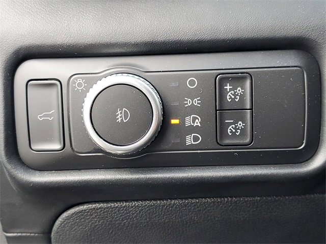 Certified 2022 Ford Explorer Platinum w/ Equipment Group 601A image 12