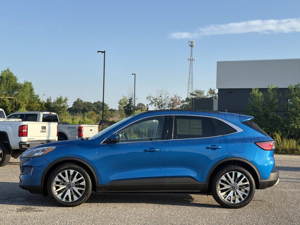 Certified 2020 Ford Escape Titanium FWD image 7