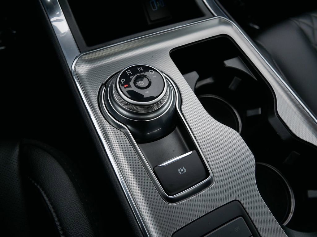 Certified 2024 Ford Edge Titanium w/ Equipment Group 301A image 24