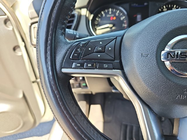 Used 2020 Nissan Rogue SL w/ Premium Package FWD image 20