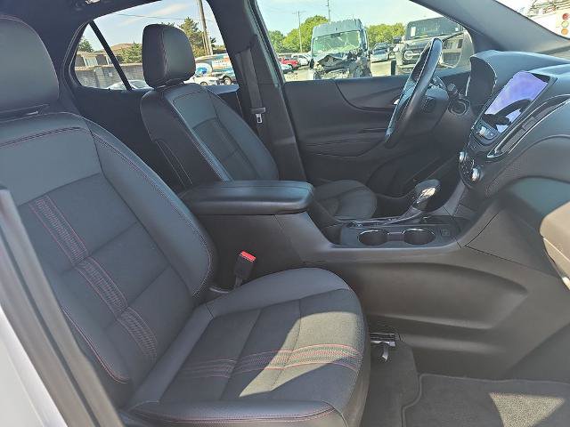 Used 2022 Chevrolet Equinox RS w/ Infotainment Package FWD image 10