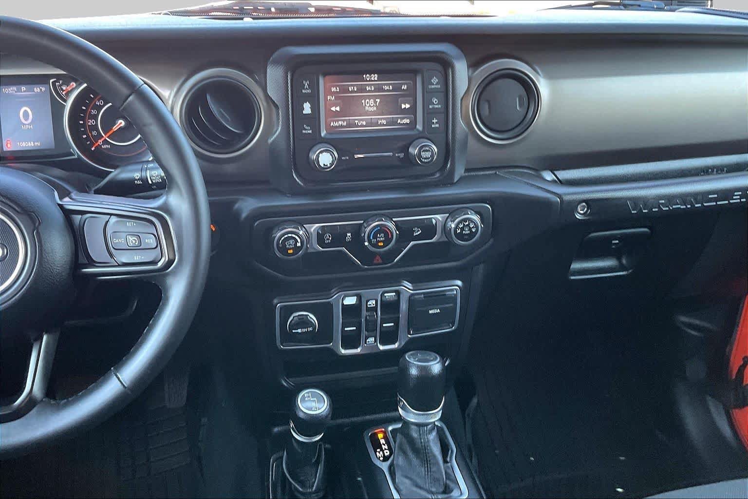 Used 2018 Jeep Wrangler Unlimited Sport AWD/4WD image 7