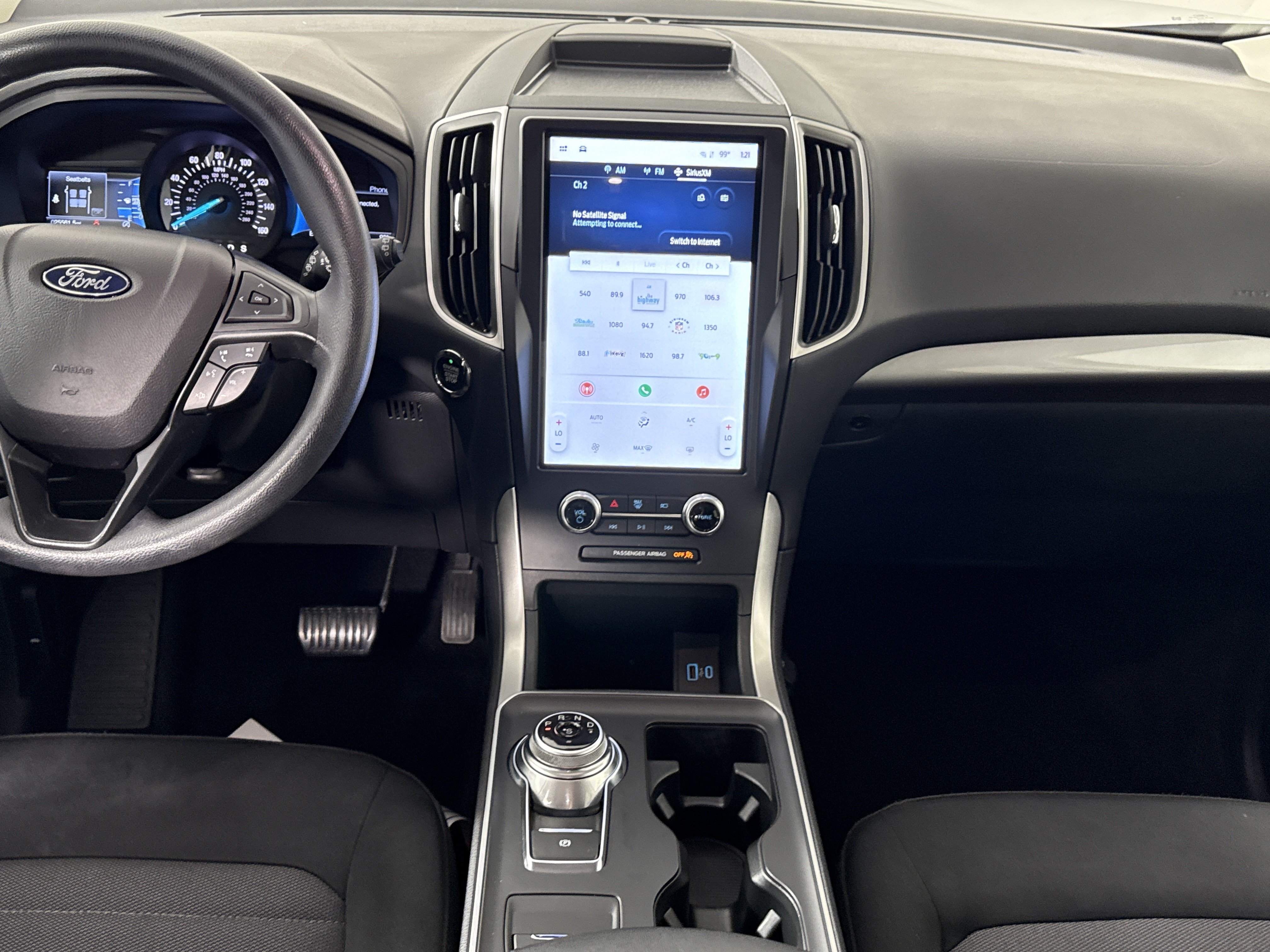 Certified 2023 Ford Edge SE w/ Black Appearance Package AWD/4WD image 12