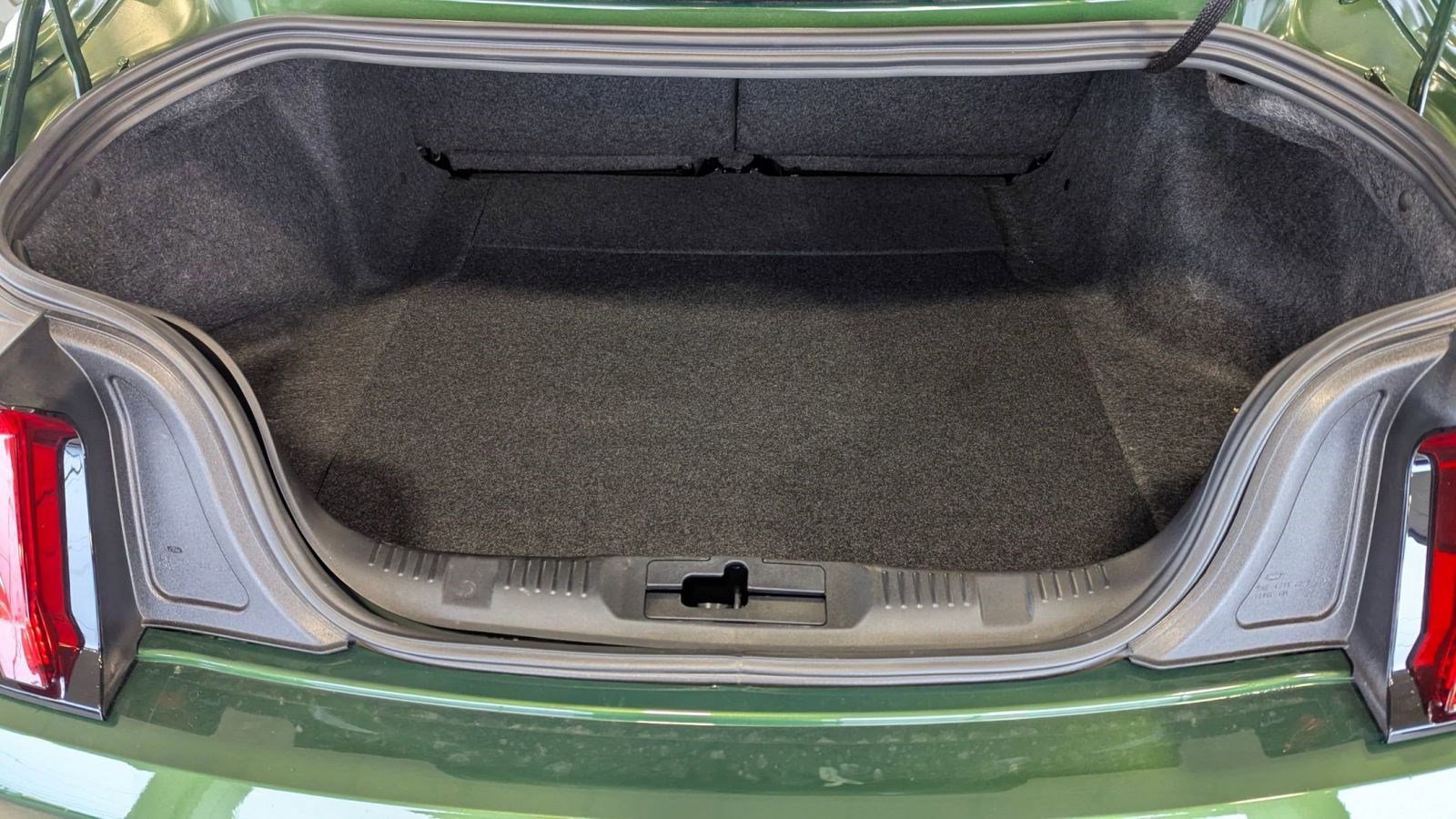 Certified 2022 Ford Mustang GT Premium w/ Equipment Group 401A image 20