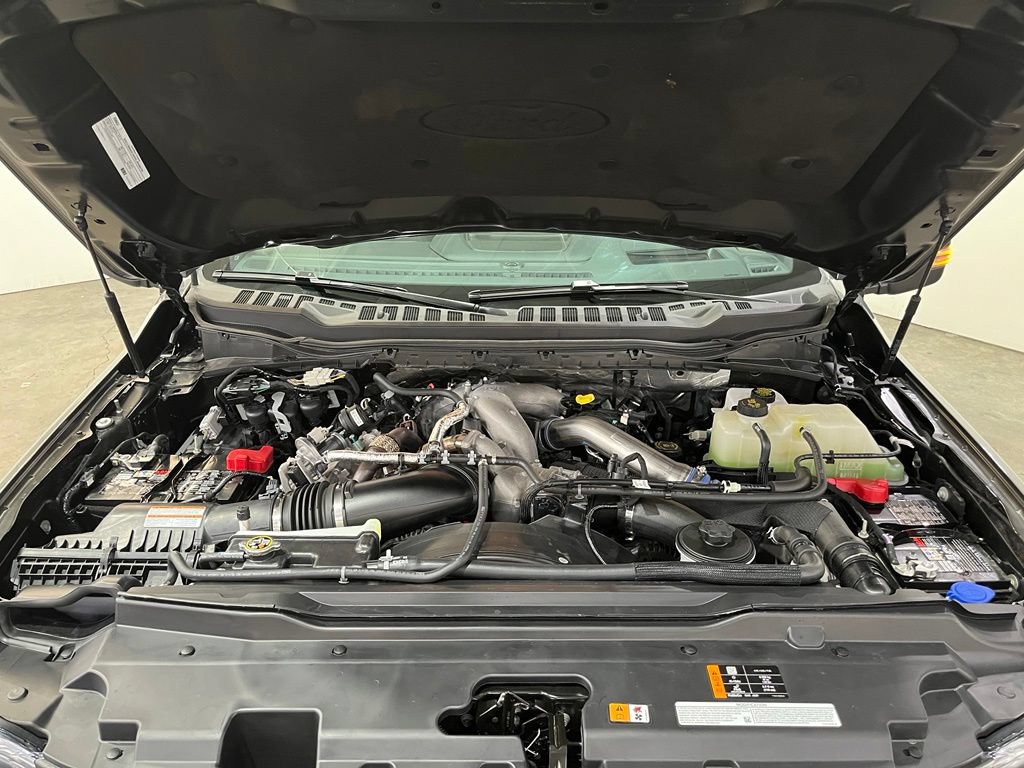 Certified 2026 Ford F350 Platinum AWD/4WD image 7