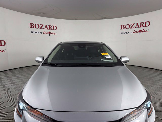 Used 2022 Toyota Corolla LE FWD image 4