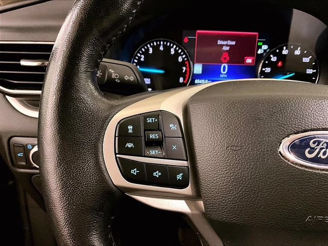 Certified 2022 Ford Explorer XLT w/ Equipment Group 202A AWD/4WD image 17