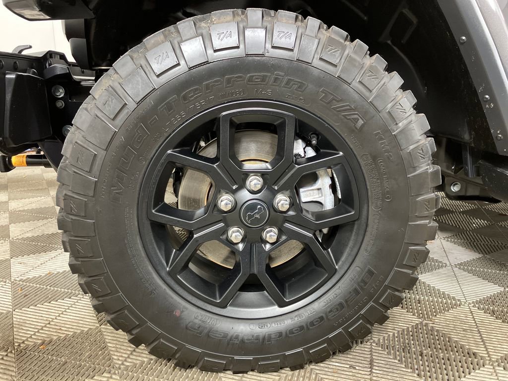 Used 2025 Jeep Gladiator Sport image 14